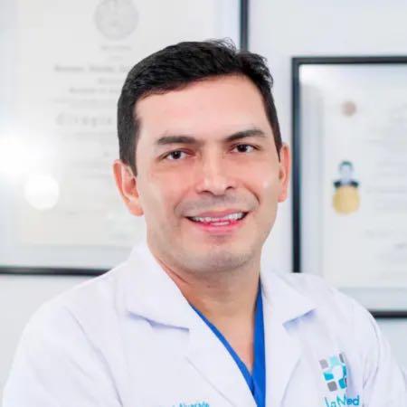 Dr. Gustavo Alvarado