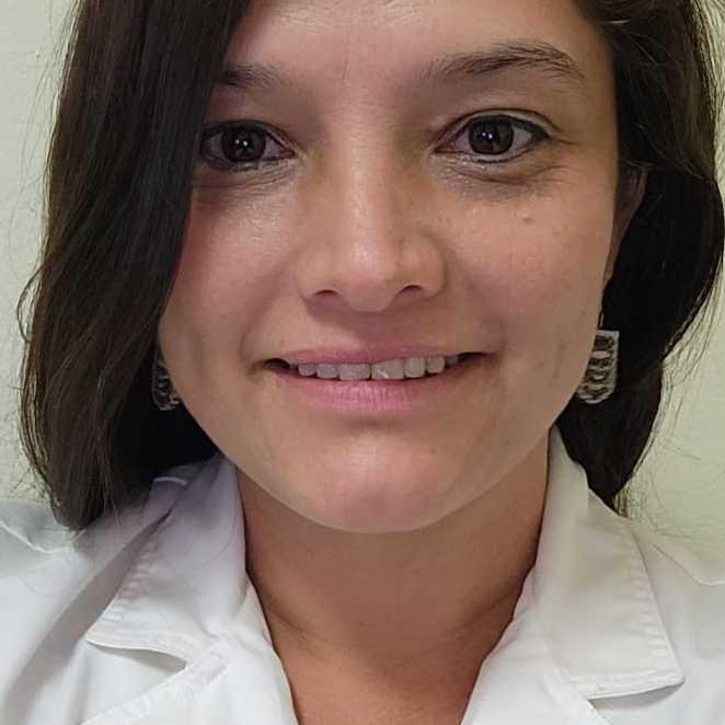 Dra. Silvia Raquel de León
