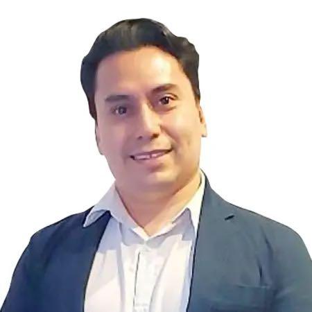 Dr. Abraham De la Rosa