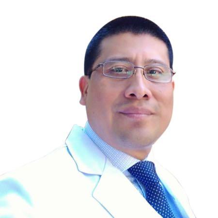 Dr. Esdras Borrayo