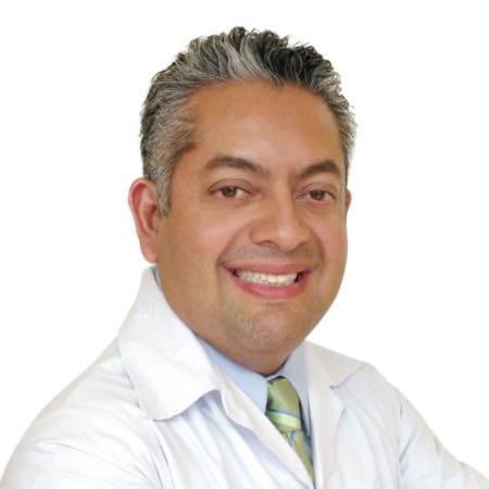 Dr. Luis Arturo de León Saldaña