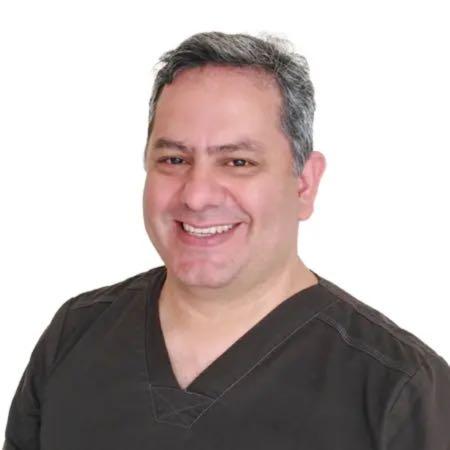Dr. Luis Arriaga