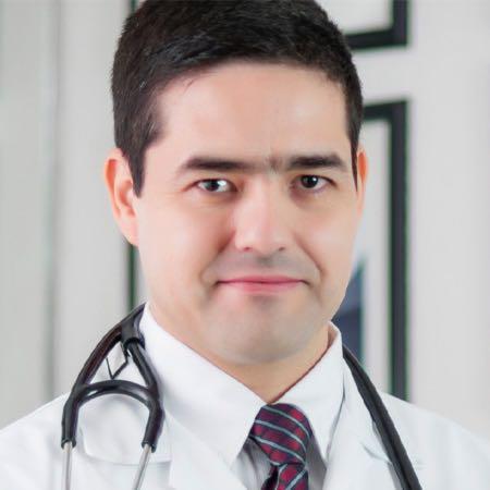 Dr. Miguel Rodríguez